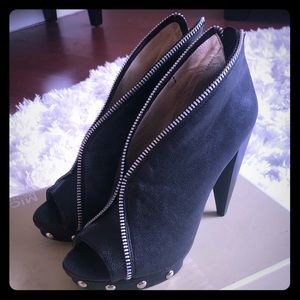 Black Clog-style High Heels